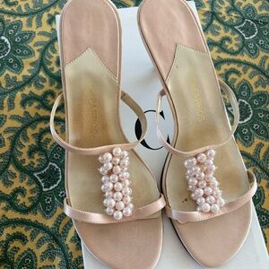 90s/Y2K Vintage Baby Pink Silk & Pearl Caparros Heels
